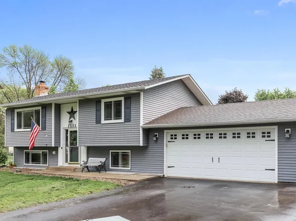 1111 Lilac Ct, Hastings, MN 55033