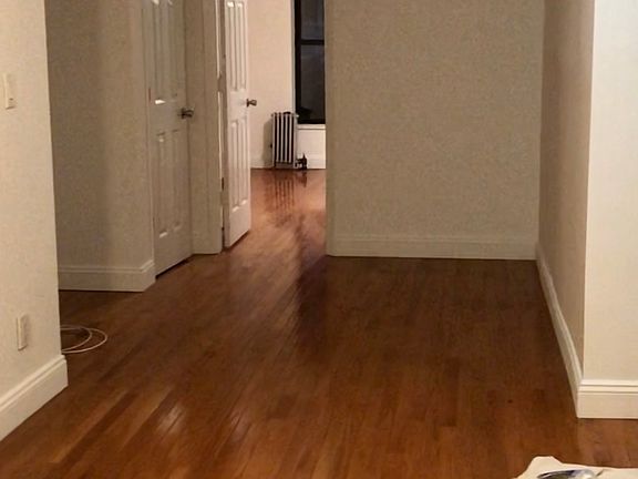 3rd image of 403 E 77th St #11A
