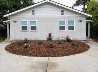 313 E Woodbury Rd, Altadena, CA 91001