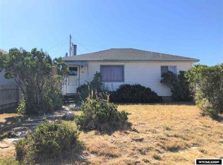 418 Carbon St, Kemmerer, WY 83101