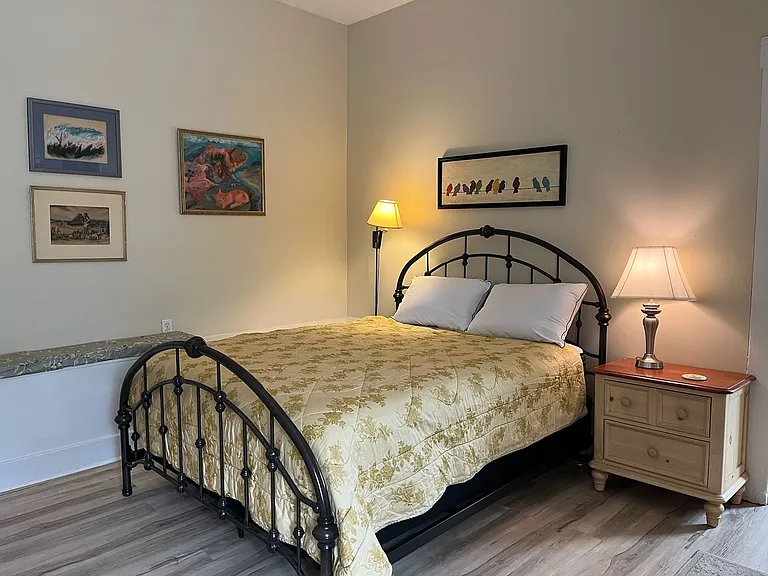 611 W Magnolia Ave — Photo 8