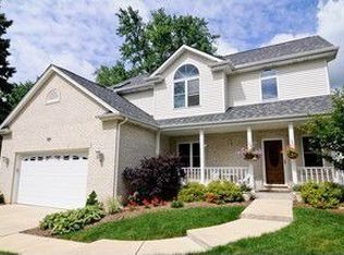 38 S Ashland Ave, Palatine, IL 60074