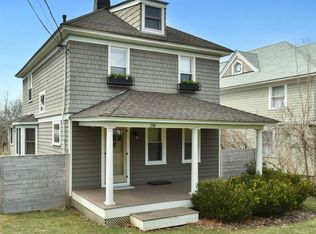219 Park Ave, Huntington, NY 11743