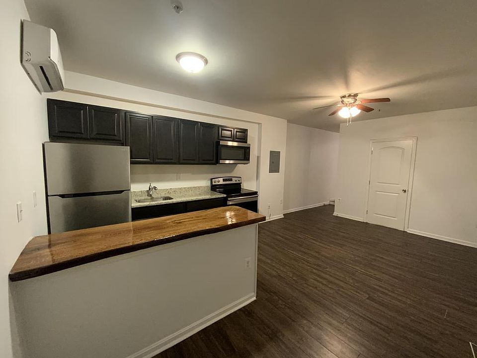 1st image of 11 E Saratoga St #1D