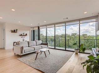 900 S 1st St #421, Austin, TX 78704