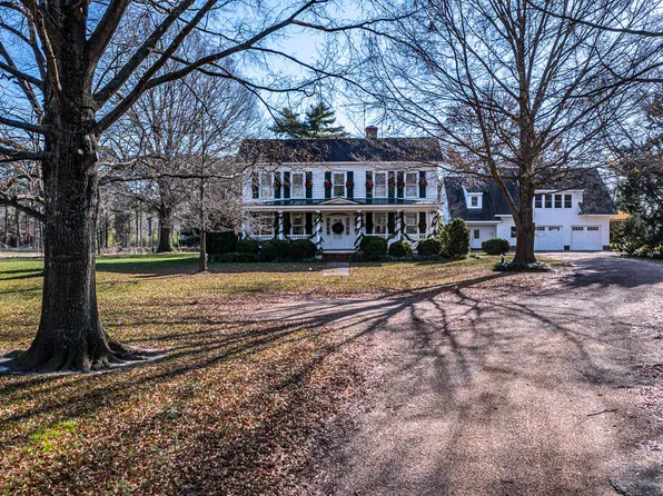 20825 Mary Ball Rd, White Stone, VA 22578