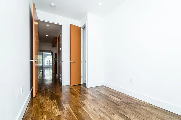 Rented by Nooklyn NYC LLC | media 29