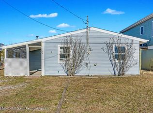26 W Boat Dr, Little Egg Harbor, NJ 08087