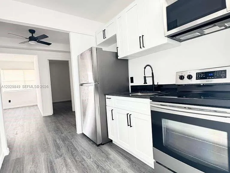 1239 Marseille Dr #103 — Photo 2