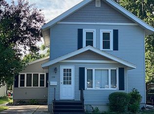 204 E 3rd St, Morris, MN 56267