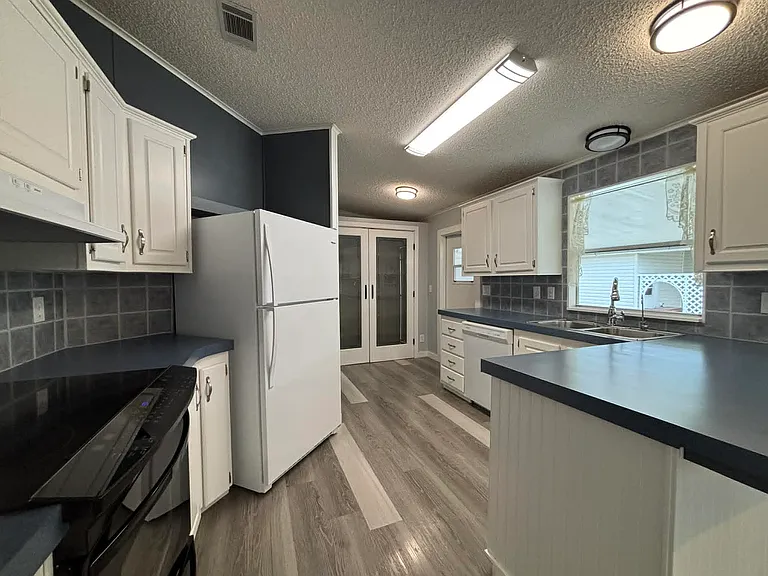 2211 Wren Pl — Photo 9