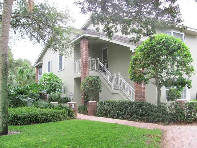 1st image of 101 Park Shores Cir