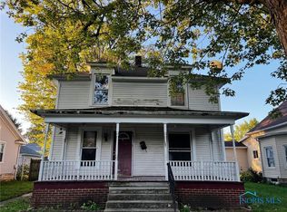 533 W Center St, Fostoria, OH 44830