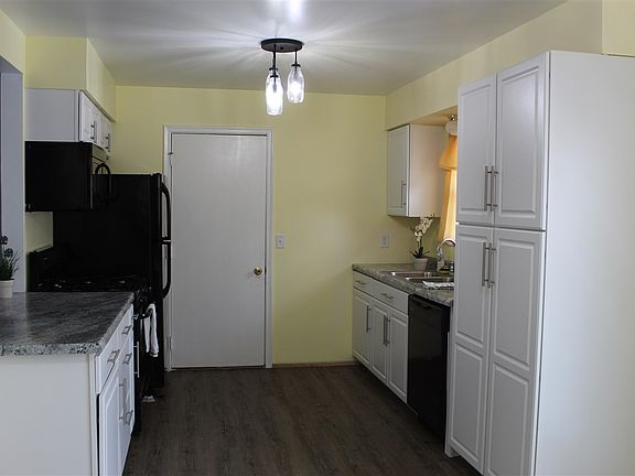 4th image of 10508 Melinda Dr