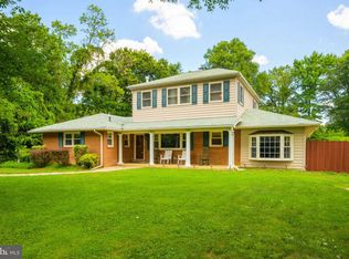 6404 Greenleaf St, Springfield, VA 22150