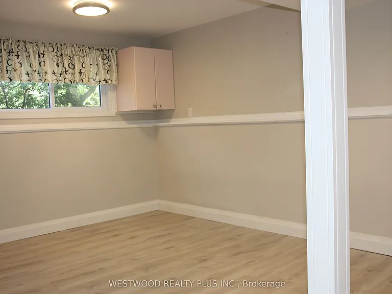 1042 Goshen Rd — Photo 17