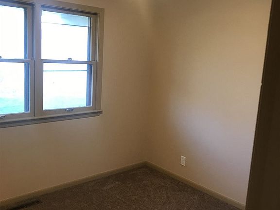 5th image of 1290 C St