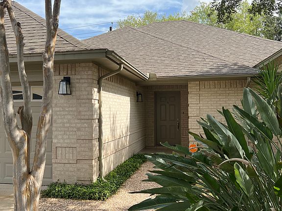 2nd image of 2405 Wildflower Dr