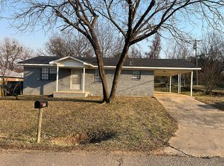 303 Rock St, Poteau, OK 74953