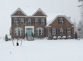 9624 Landcastle Dr, Ashland, VA 23005