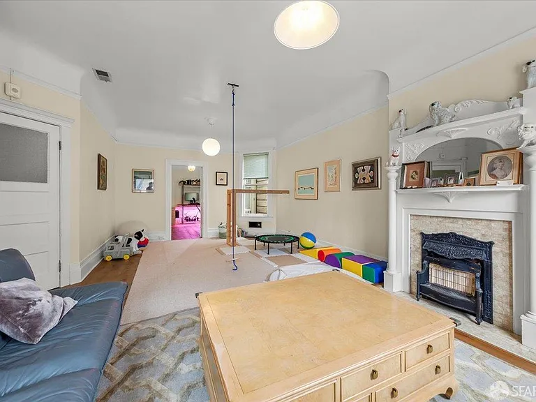 2275 California St #3 — Photo 2