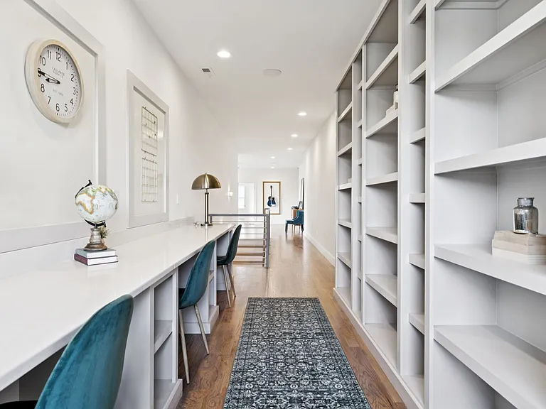 3117 Belwood St — Photo 33