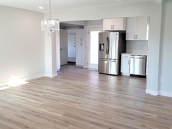 Open  Kitchen to Dining Room