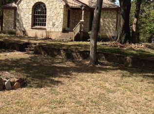 1405 Alaska Ave, Dallas, TX 75216