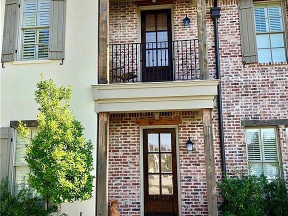 2nd image of 1938 Chestnut Park Ln #354