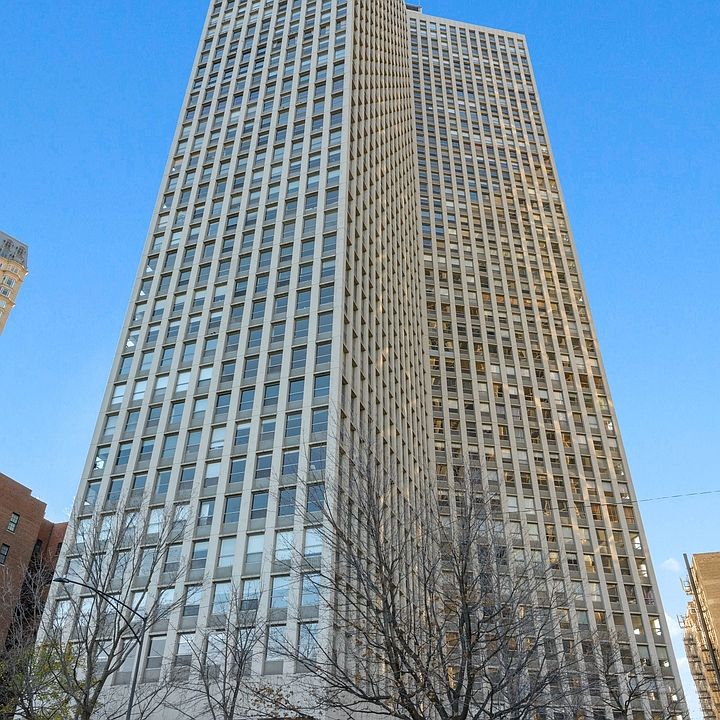1st image of 2626 N Lakeview Ave APT 1507