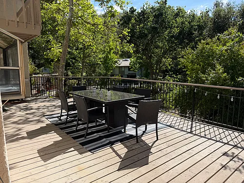 724 Valley Dr Photo 1