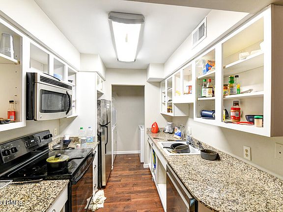 3rd image of 31 Forest Cove Road #31