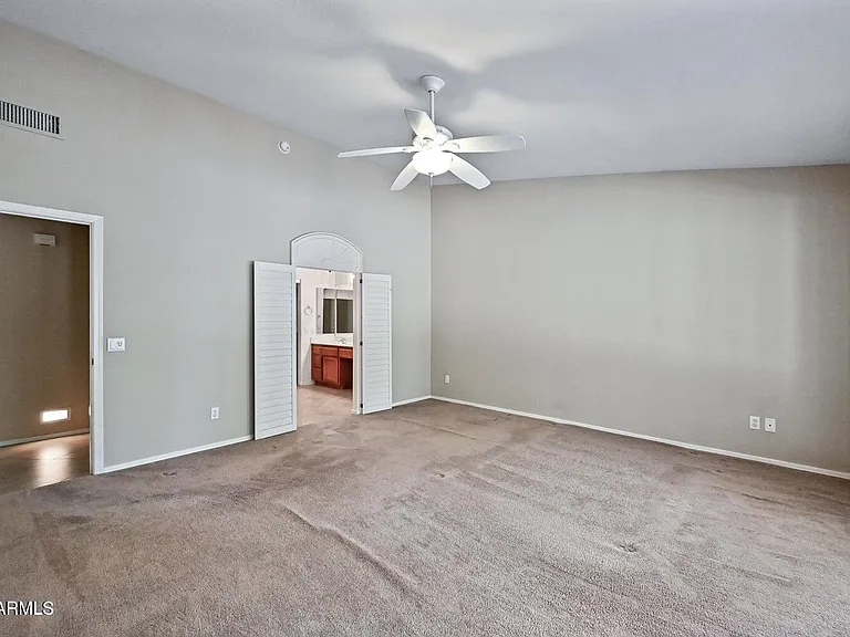 9222 E Crystal Dr — Photo 13