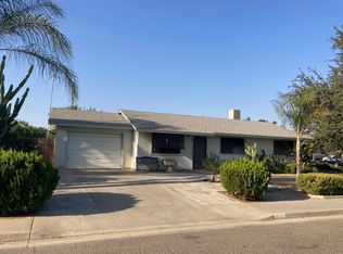 720 1st St, Exeter, CA 93221