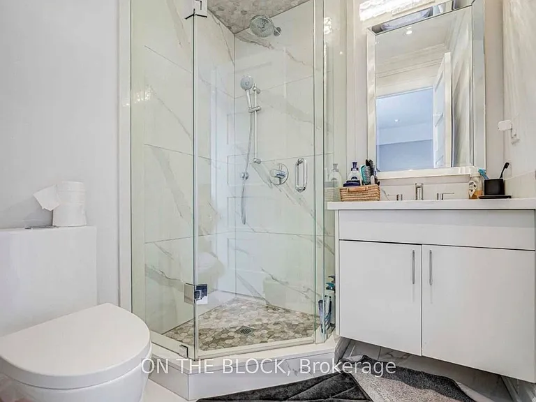 408 Connaught Ave — Photo 20