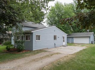 404 3rd Ave SW, Kasson, MN 55944
