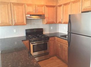 533 51st Ave APT 3R, Long Island City, NY 11101
