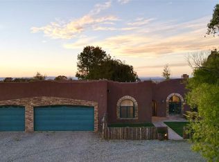 320 Calle Crystal, Taos, NM 87571