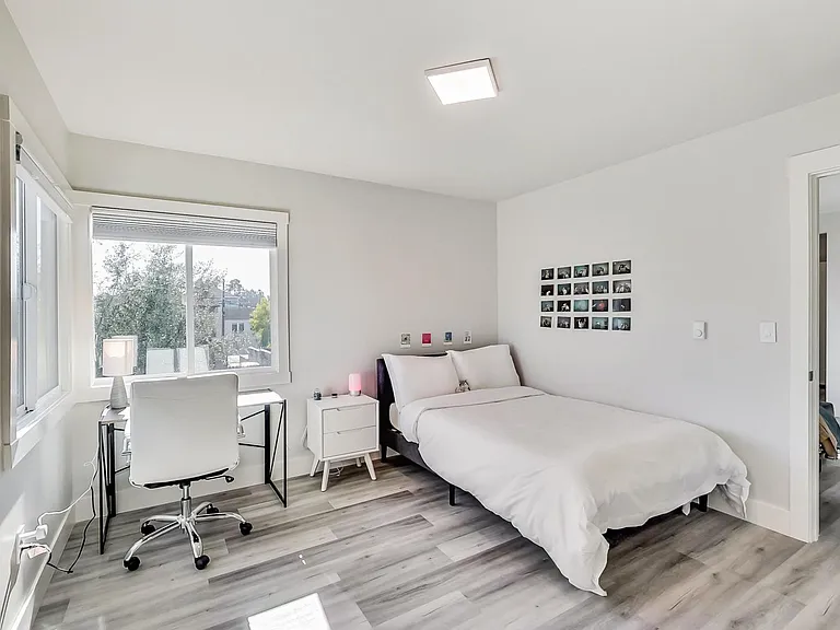 3411 Adeline LLC — Photo 33