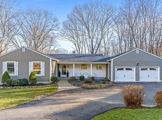 41 Johnson Cir, North Andover, MA 01845