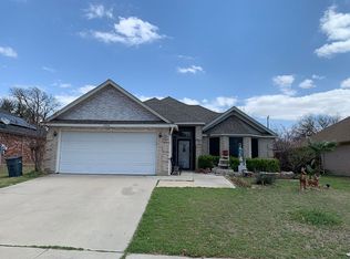 3556 Tommy Watkins Dr, Haltom City, TX 76117
