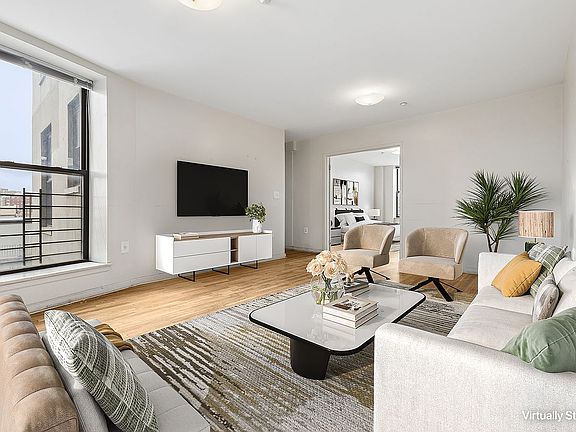 3rd image of 118 W 123rd St APT 74