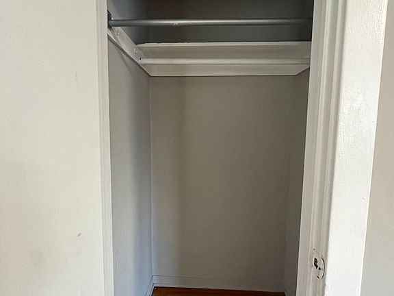 5th image of 10822 Ventura Blvd #435