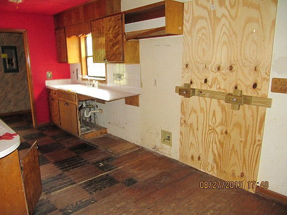 2nd image of 314 Todd Dr