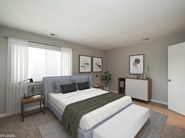 7 Pointe Apartments — Photo 10