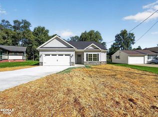 213 McFarland St, Grand Blanc, MI 48439