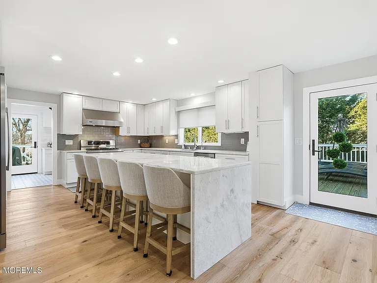 8 Jackson Ct — Photo 14