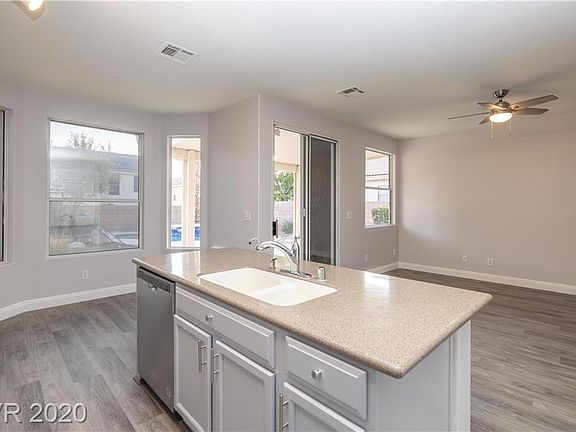 3rd image of 4843 Milorie Ct