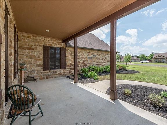 4th image of 6645 Riverstone Dr