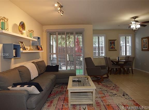 5th image of 282 Las Brisas Cir #282